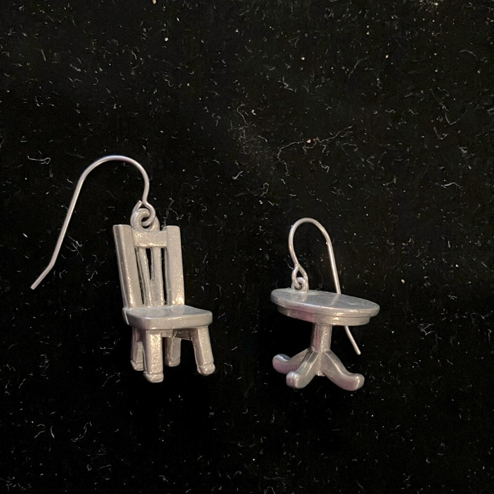 Pewter Vintage Jim Clift Earrings-Table&Chair